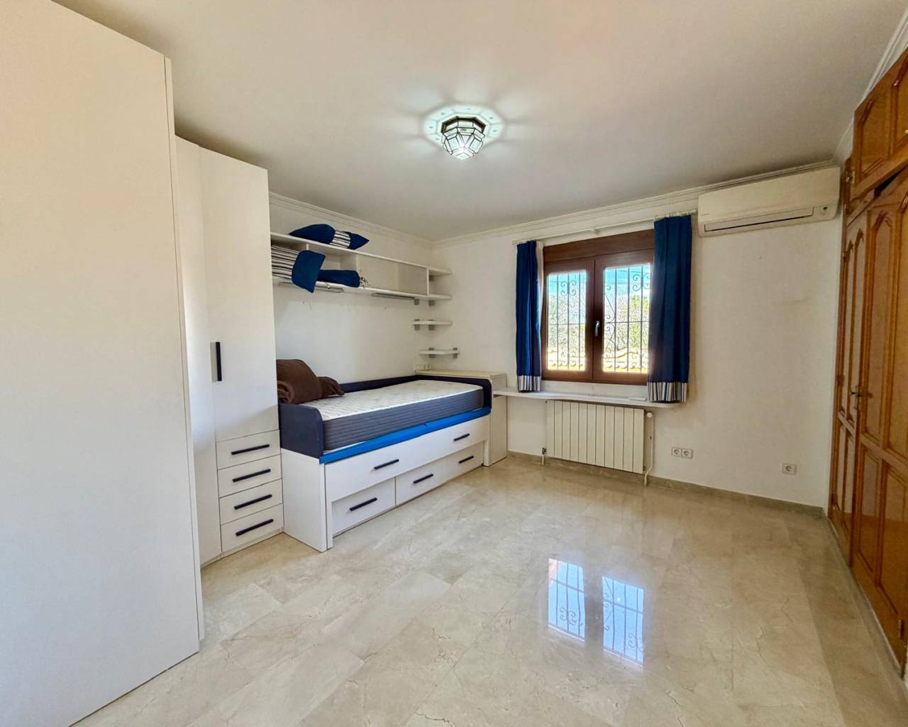Vente - Villa individuelle - Pedreguer