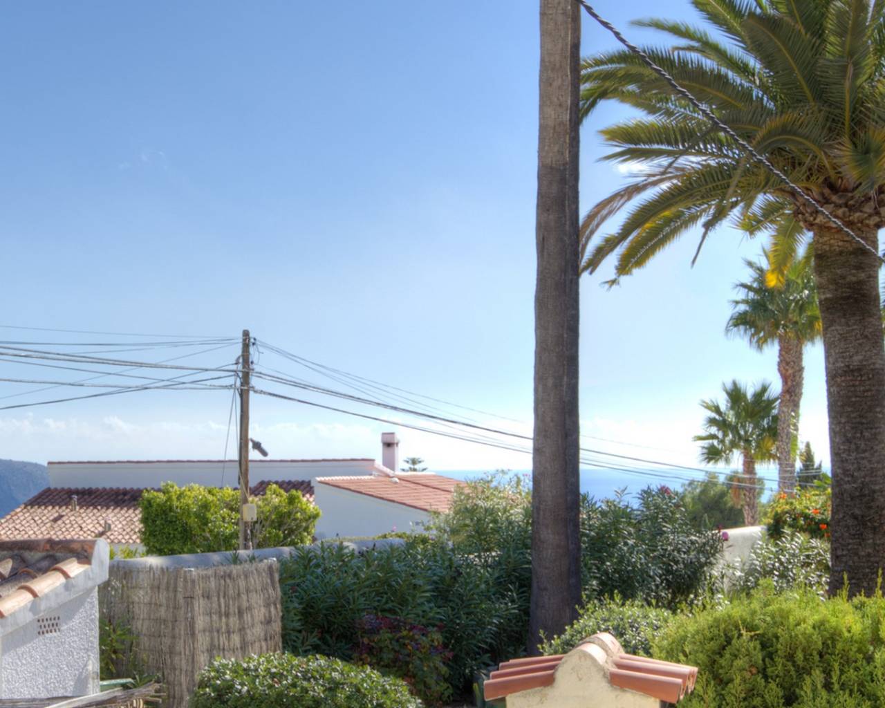 Vente - Villa individuelle - Moraira - Pinar de L'Adovcat