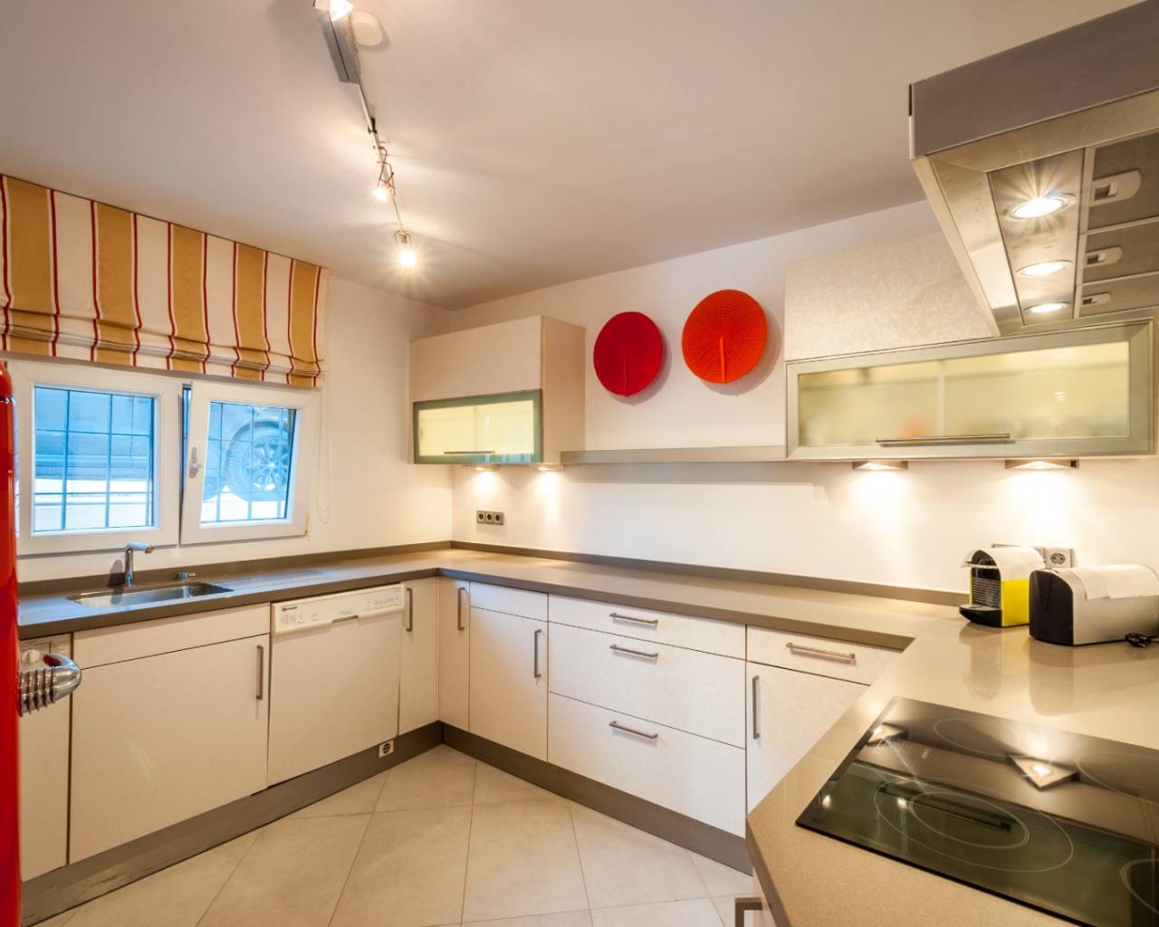 Продажа - Вилла - Морайра - Moraira