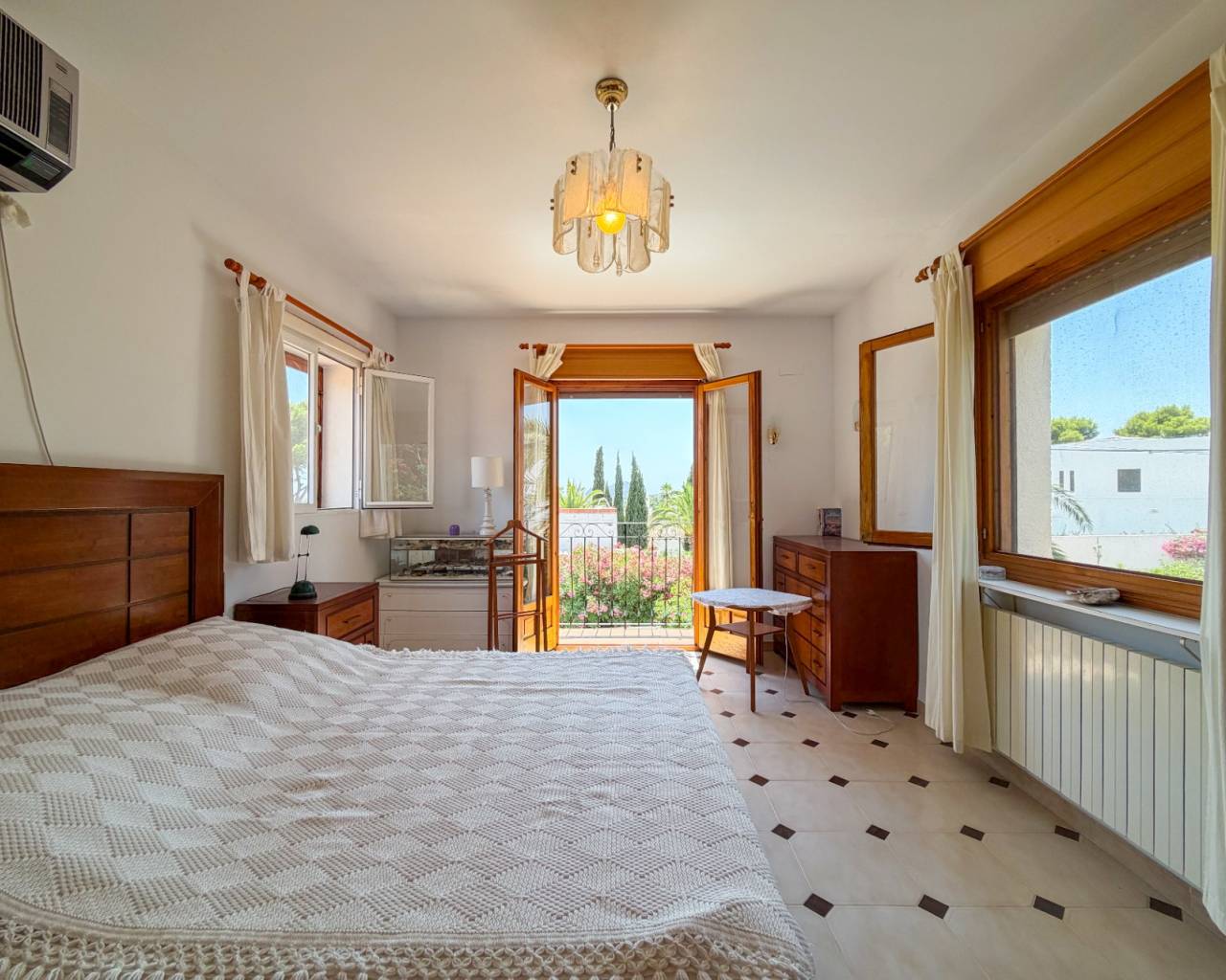 Продажа - Вилла - Морайра - Moraira