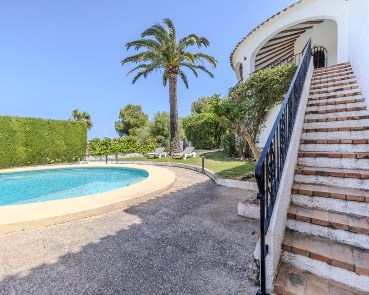 Rental - Detached villa - Javea
