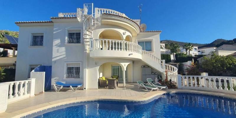 The best selection of Properties for sale in Jávea has arrived! Don't miss these unique offers