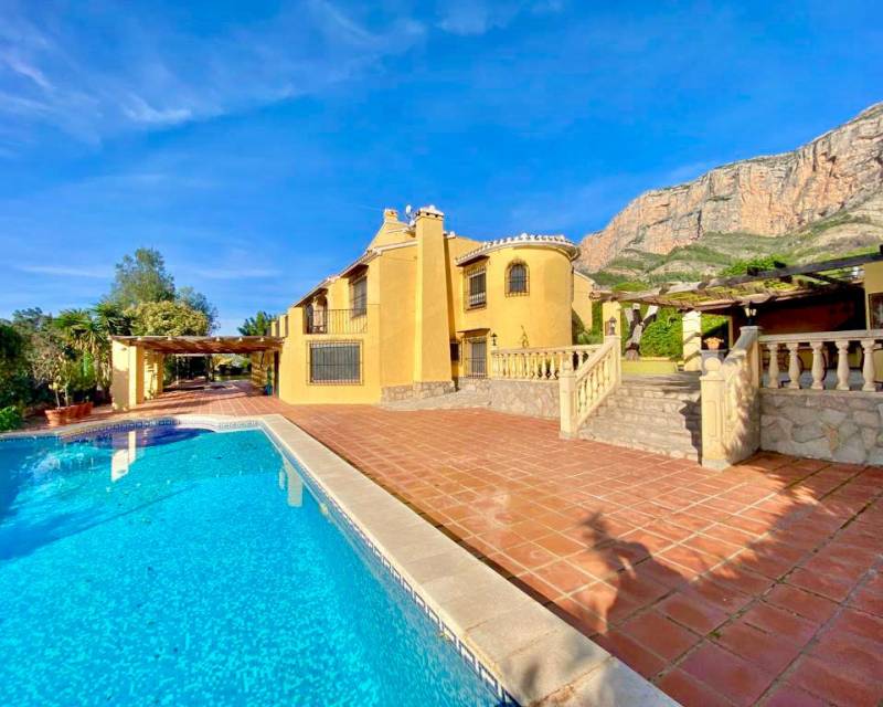 Detached villa - Rental - Javea - Montgo