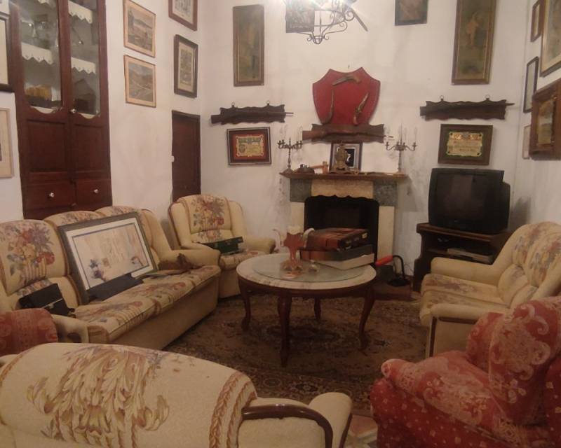 Загородный дом - Продажа - Долина Орбы - Orba